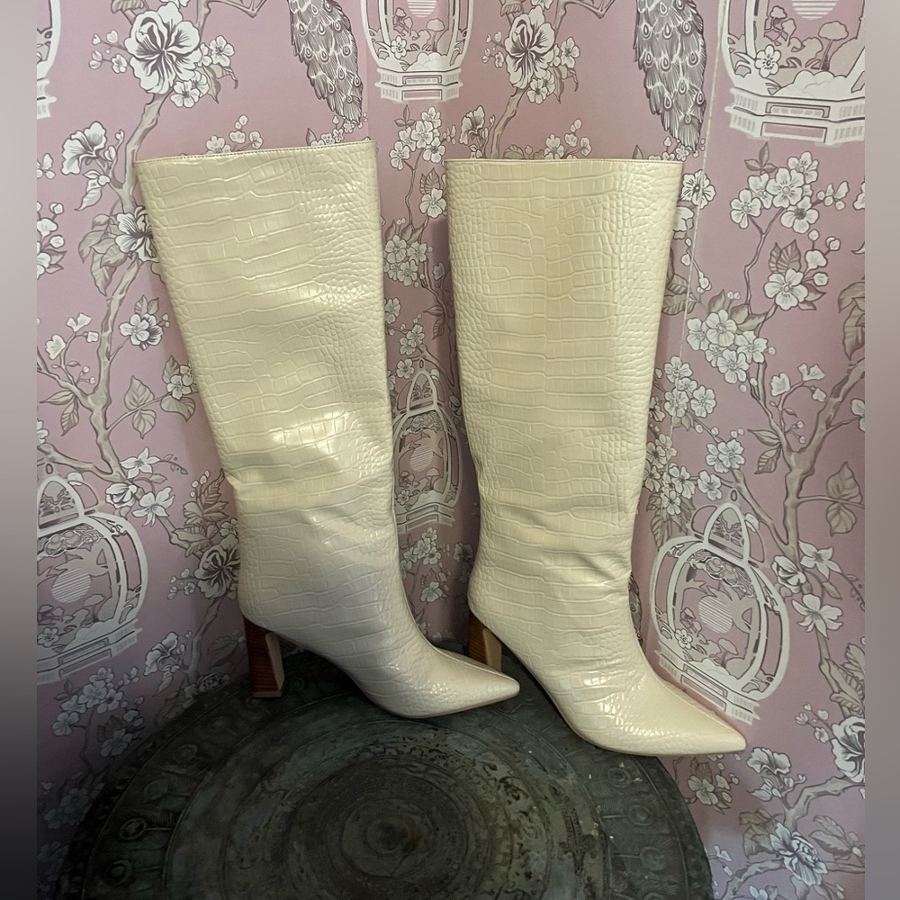 Elegant Cream Knee-High Boots